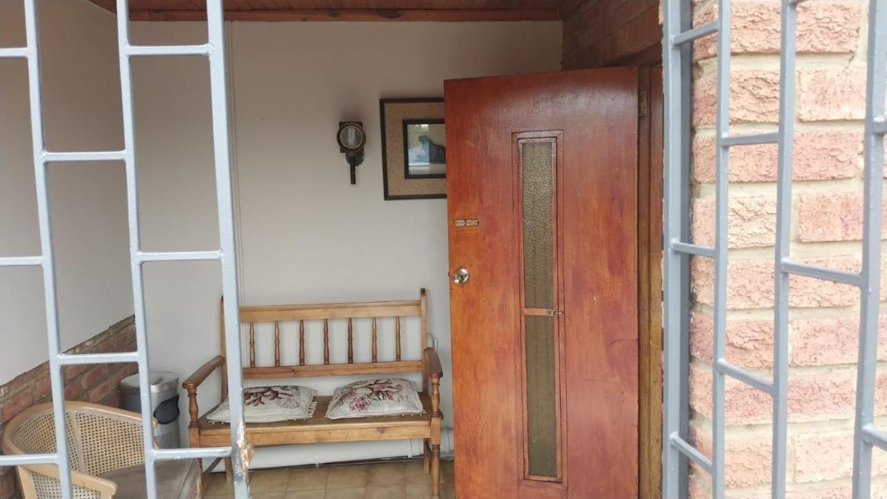 Jay'S Guest House Witbank Exterior photo