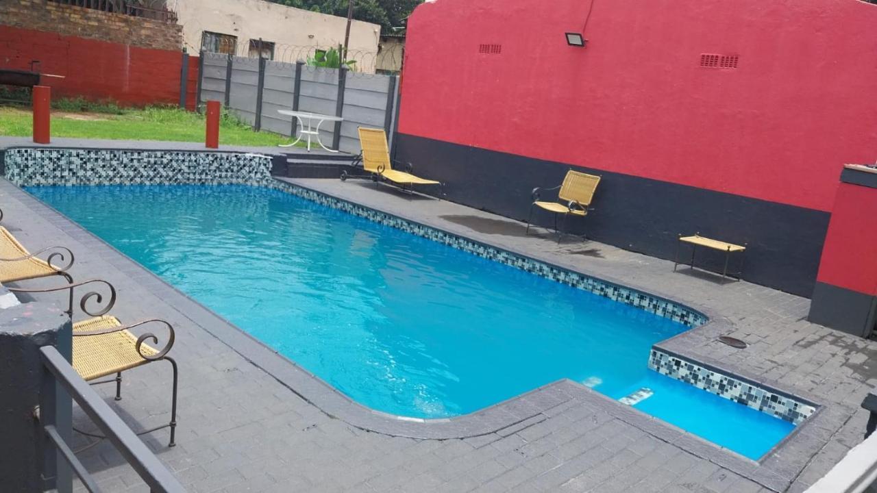 Jay'S Guest House Witbank Exterior photo